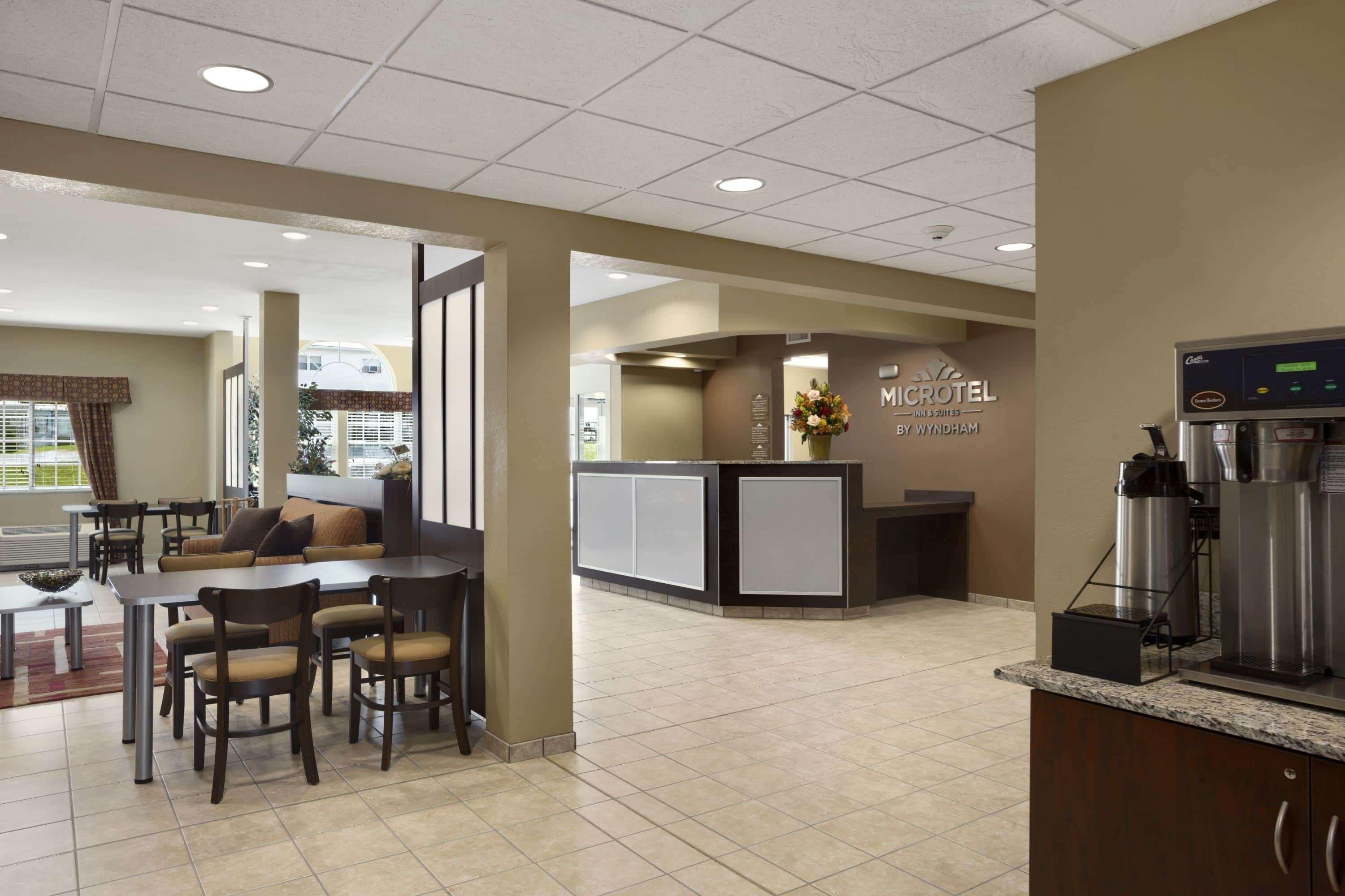 Microtel Inn And Suites Carrollton Exteriör bild